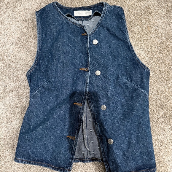 Zara denim vest - Picture 1 of 3